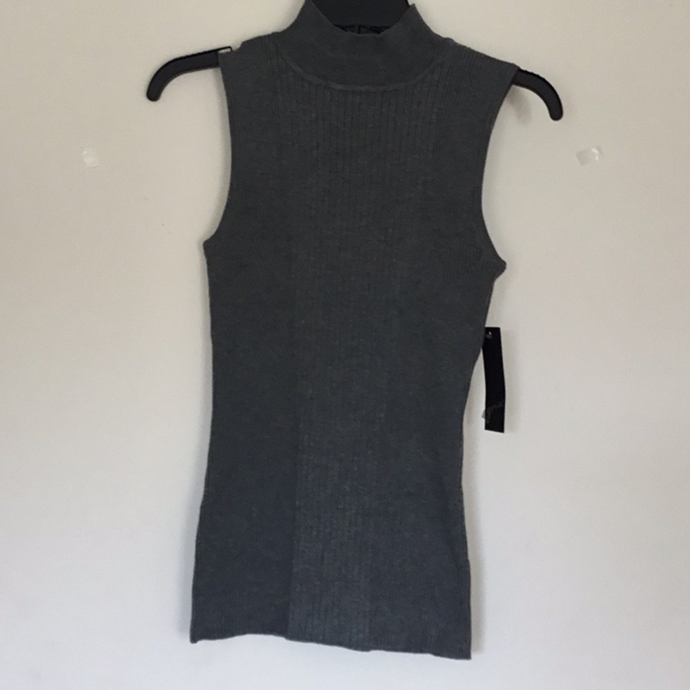 Women’s/junior knitted top ☄️    NWT - Picture 2 of 5